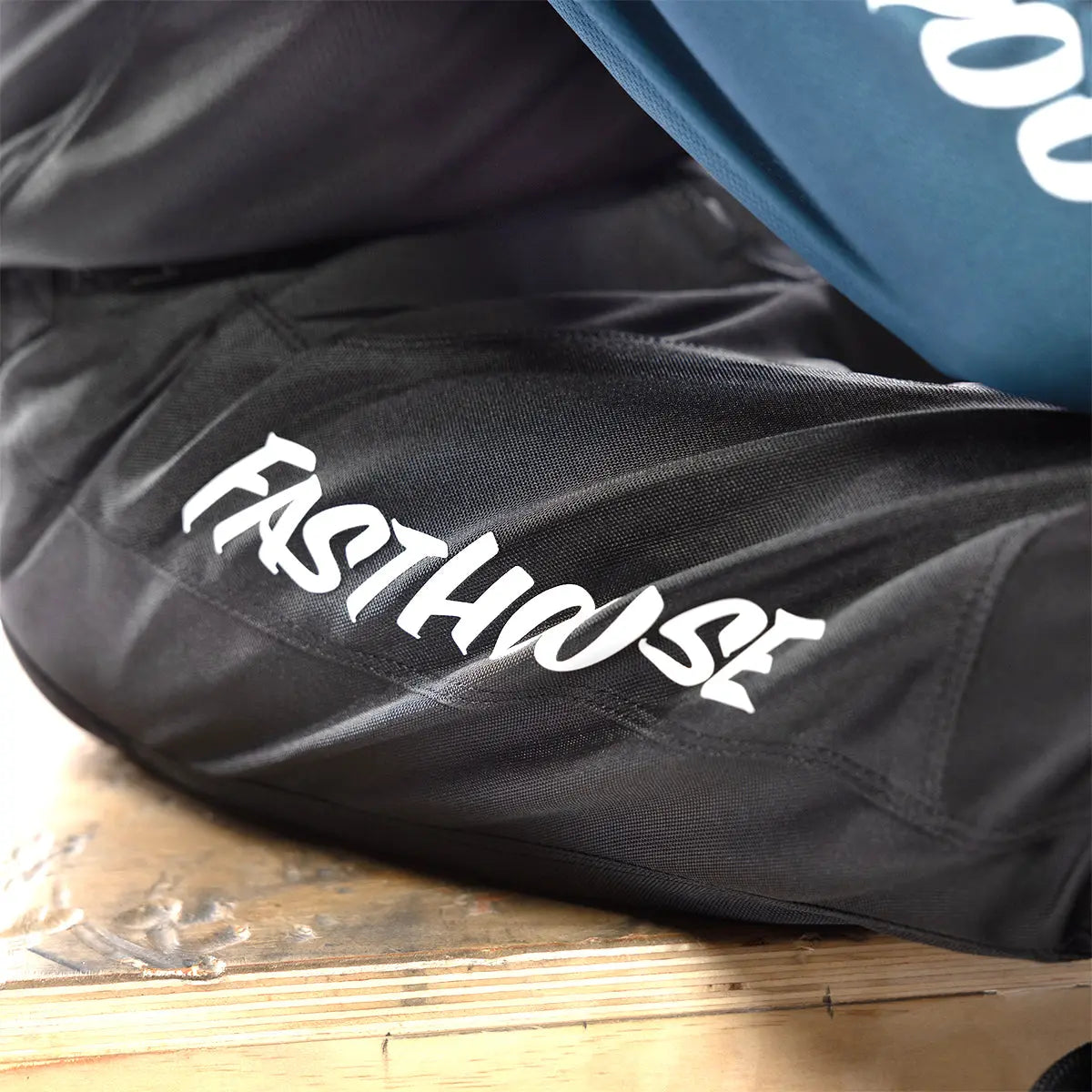 Carbon Method Youth Pant