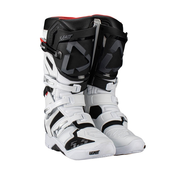 5.5 Flexlock Boots