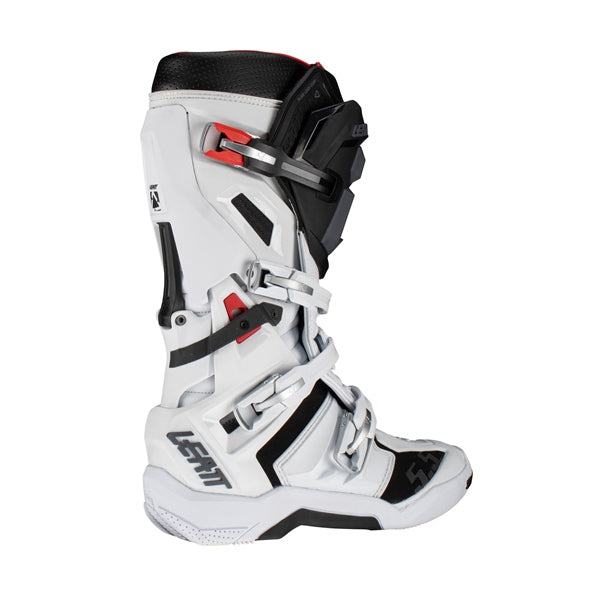 5.5 Flexlock Boots