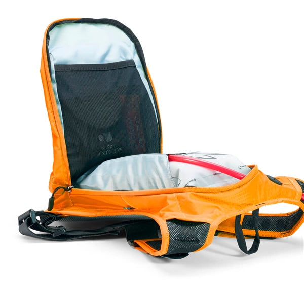 USWE Outlander Backpack 9L 9 L