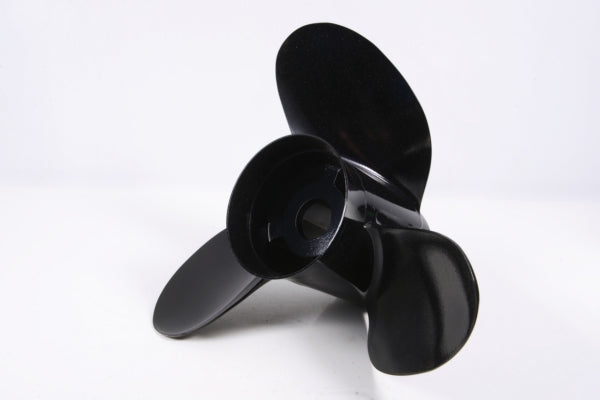 Turning Point Hustler Propeller Fits Yamaha, Fits Volvo, Fits Johnson/Evinrude, Fits Honda, Fits Suzuki, Fits Mercury - Aluminum