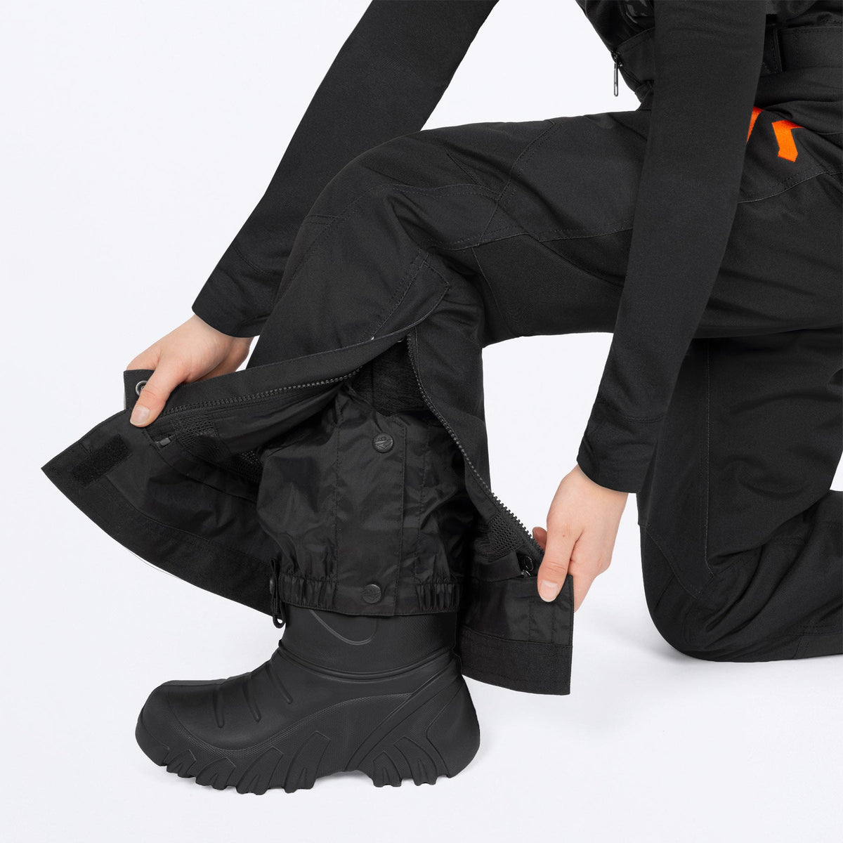 Youth Clutch Pant