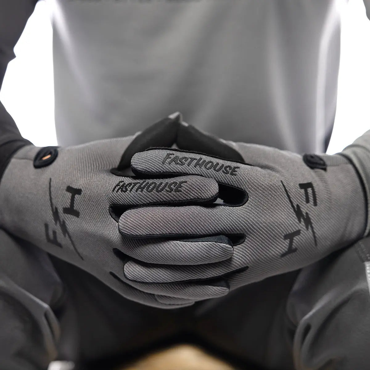 Carbon Eternal Glove