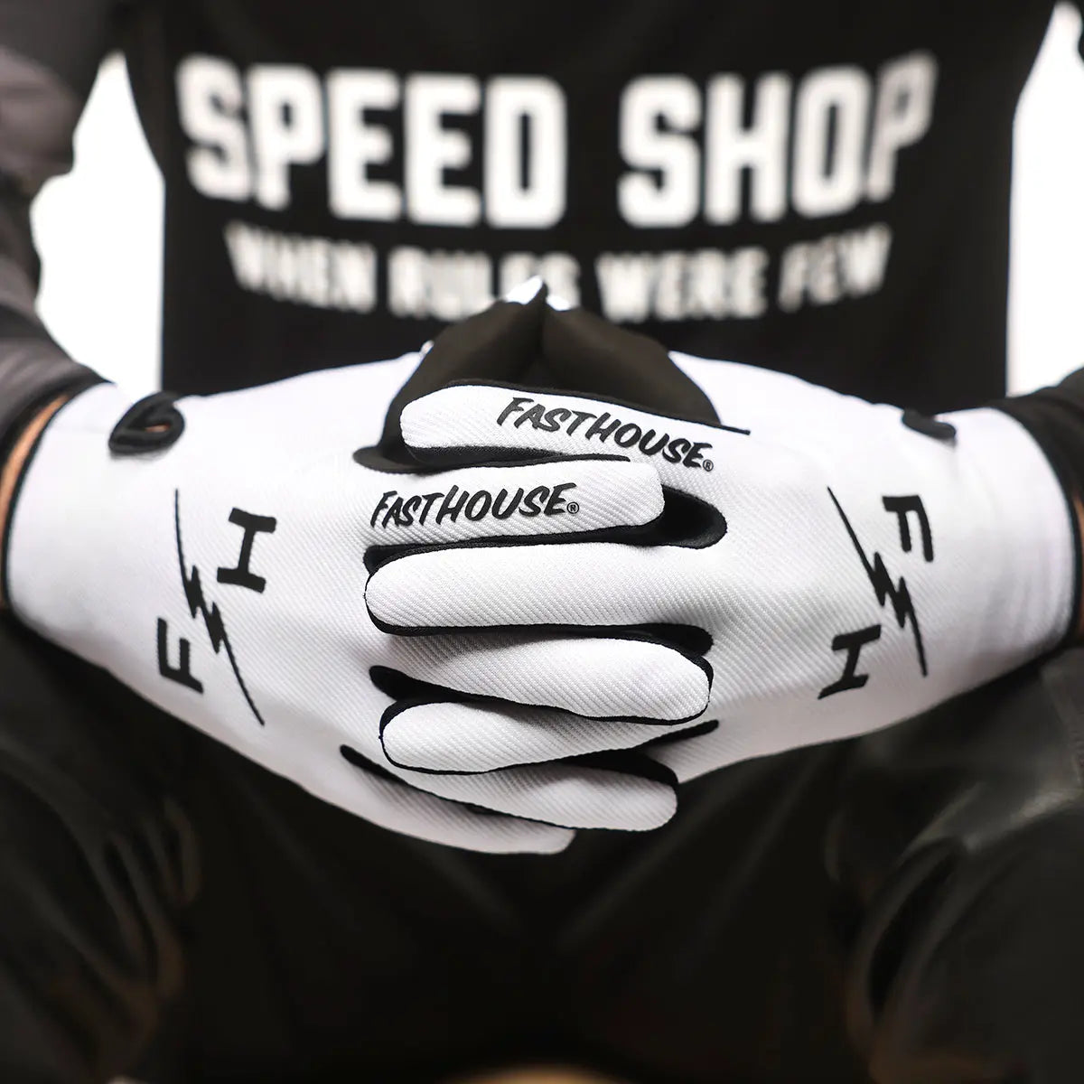 Carbon Eternal Glove