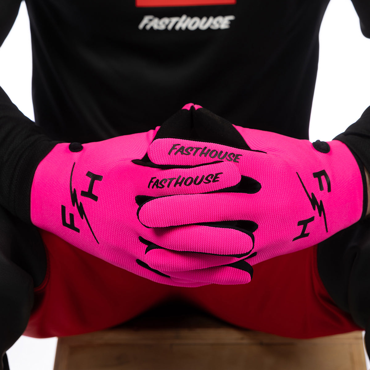 Carbon Eternal Youth Glove