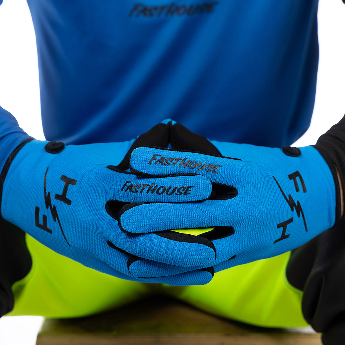 Carbon Eternal Glove