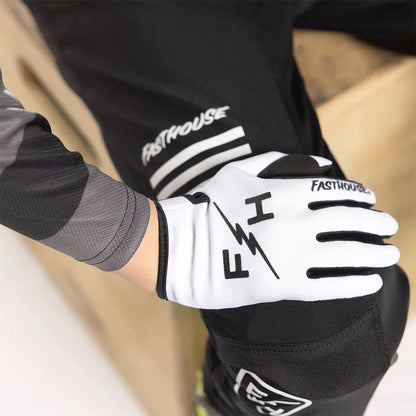 Carbon Eternal Youth Glove