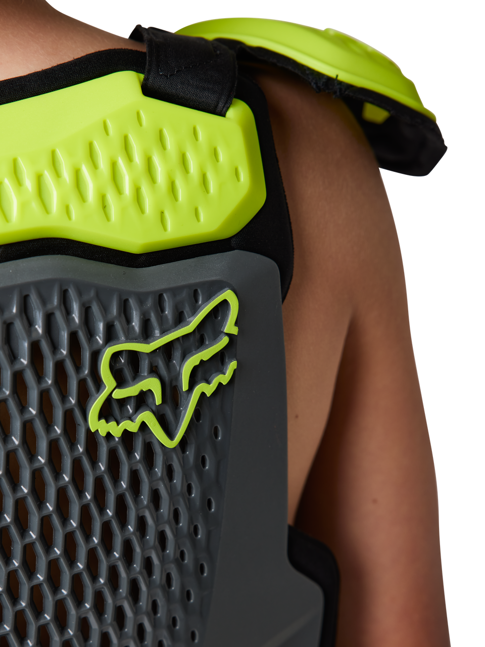 Youth R3 Chest Guard