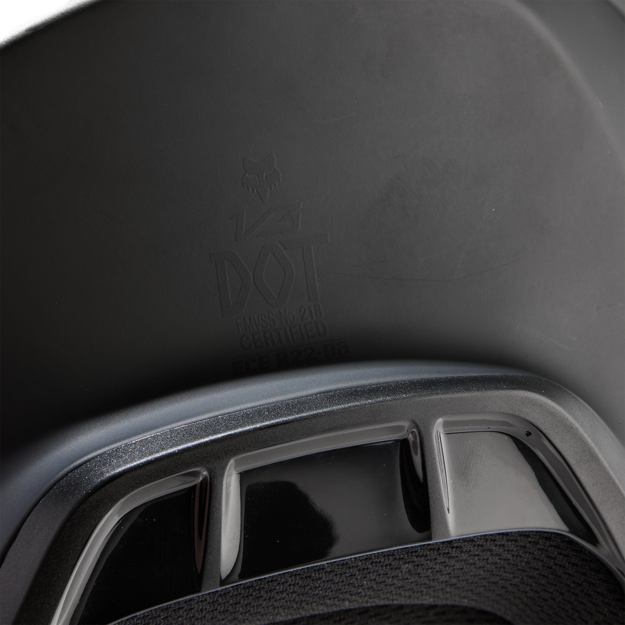 V3 Solid Helmet
