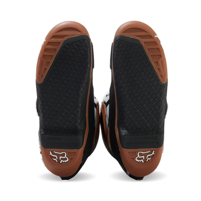 Instinct Boots