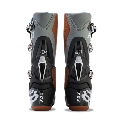 Instinct Boots