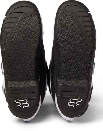 Instinct Boots