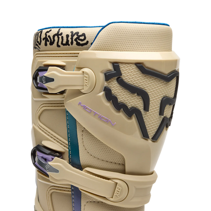 Motion Hello Future Boots