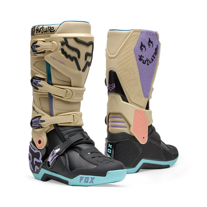 Motion Hello Future Boots