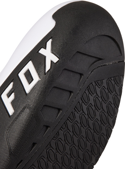 Instinct Boots
